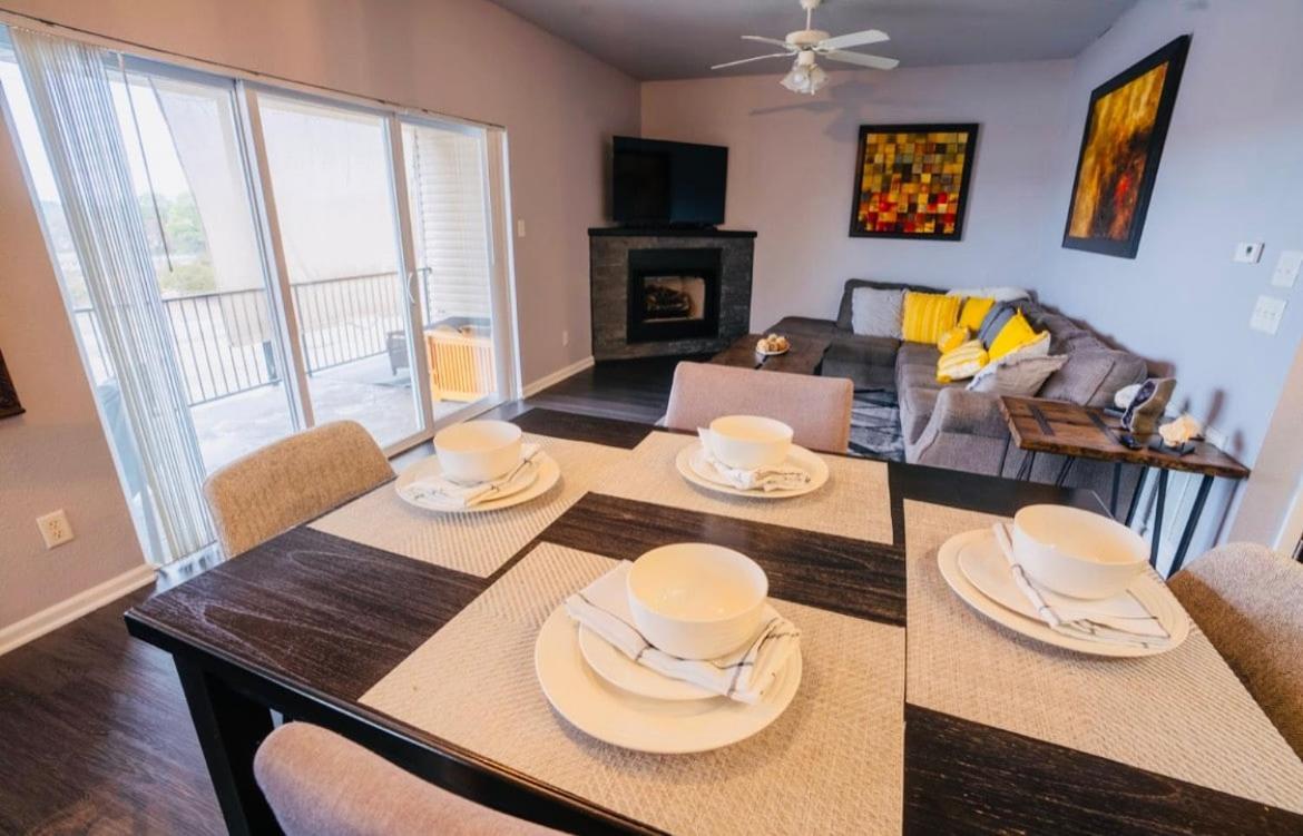 Brooklynn'S Bay, Elegant Lakefront Condo Retreat Хот-Спрингс Экстерьер фото