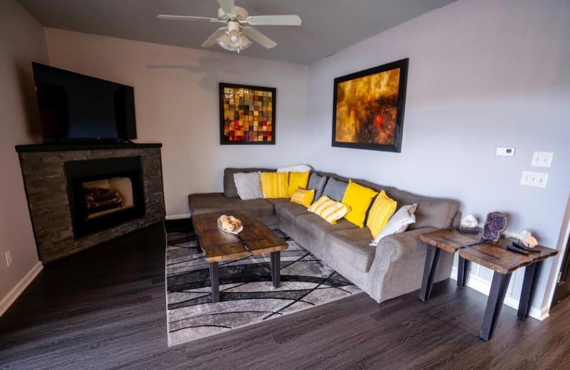 Brooklynn'S Bay, Elegant Lakefront Condo Retreat Хот-Спрингс Экстерьер фото
